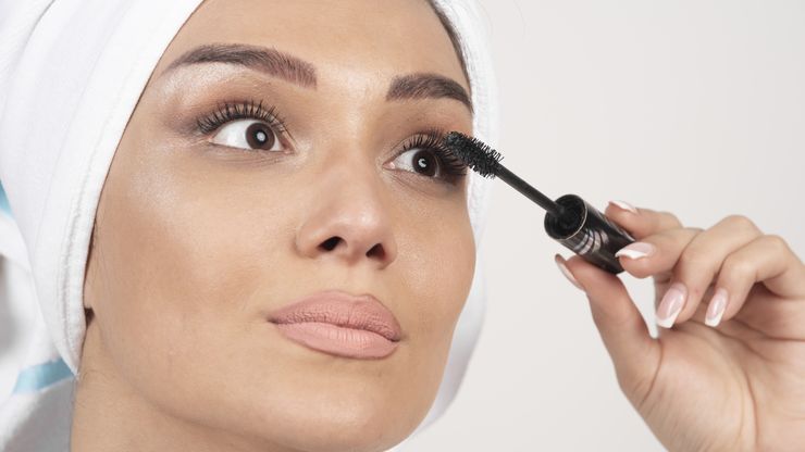 7 Rekomendasi Mascara Murah Dibawah 100K yang Wajib Kamu Coba