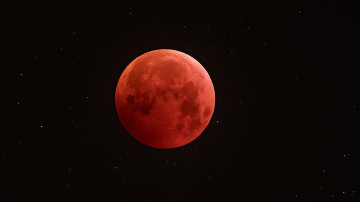 Gerhana Bulan: Keindahan Langit yang Misterius dan Megah