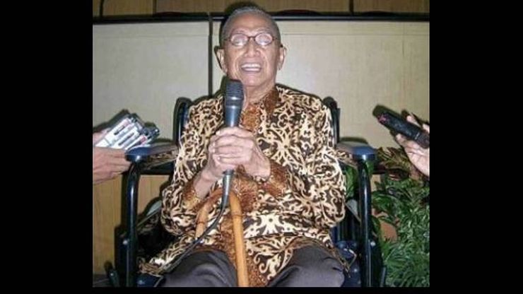 Mengenang Bapak Sejarah Indonesia: Prof. Dr. A. Sartono Kartodirdjo