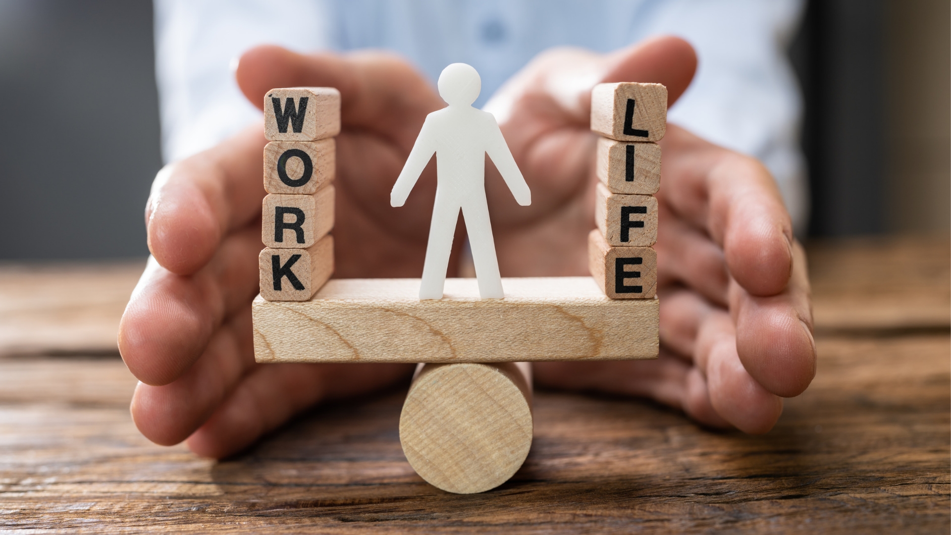 Work Hard, Live Smart: 7 Tips Work-Life Balance untuk Gen Z