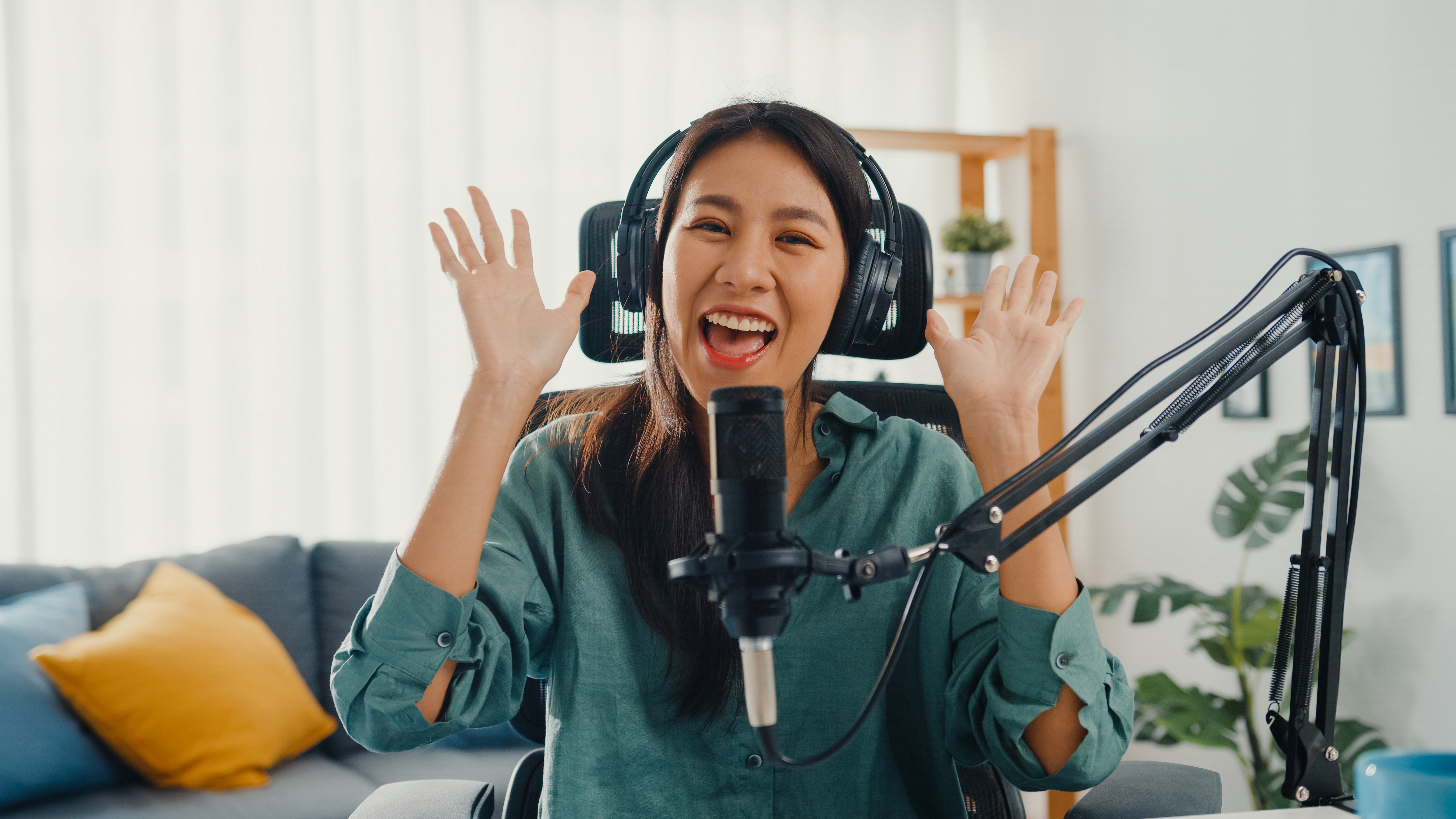 Podcaster: Mengenal Dunia Podcast dan Perlengkapan Penting bagi Pemula
