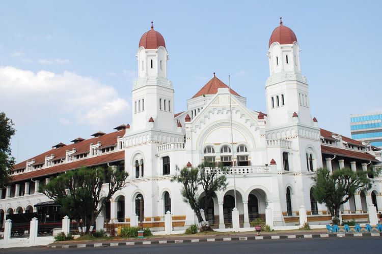 Menjelajahi Warisan &#039;Seribu Pintu&#039; Indonesia yang Penuh Teka-teki