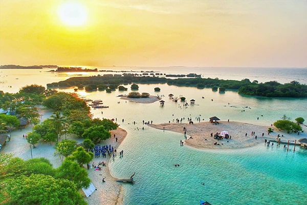 Pesona Pulau Pari: Surga Bahari Dekat Jakarta